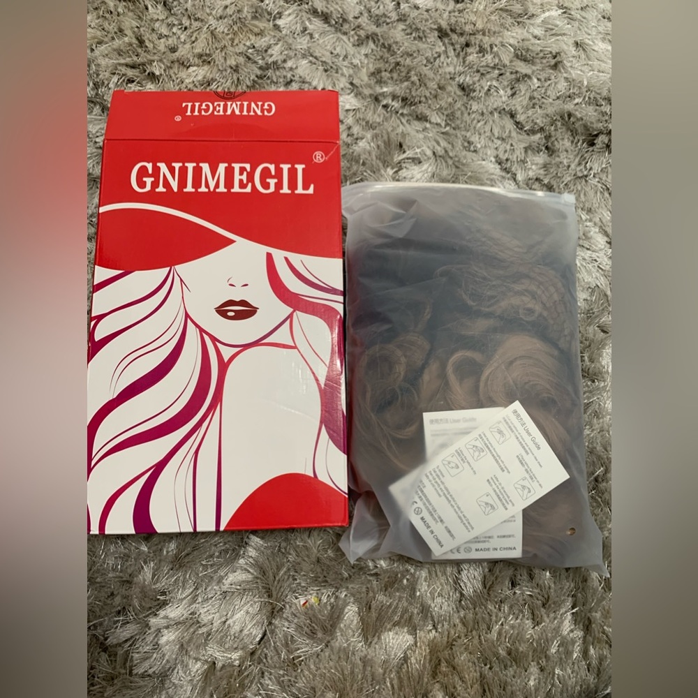 GNIMEGIL Natural Ombre Light Brown Long Wavy Curly Wigs for Women
